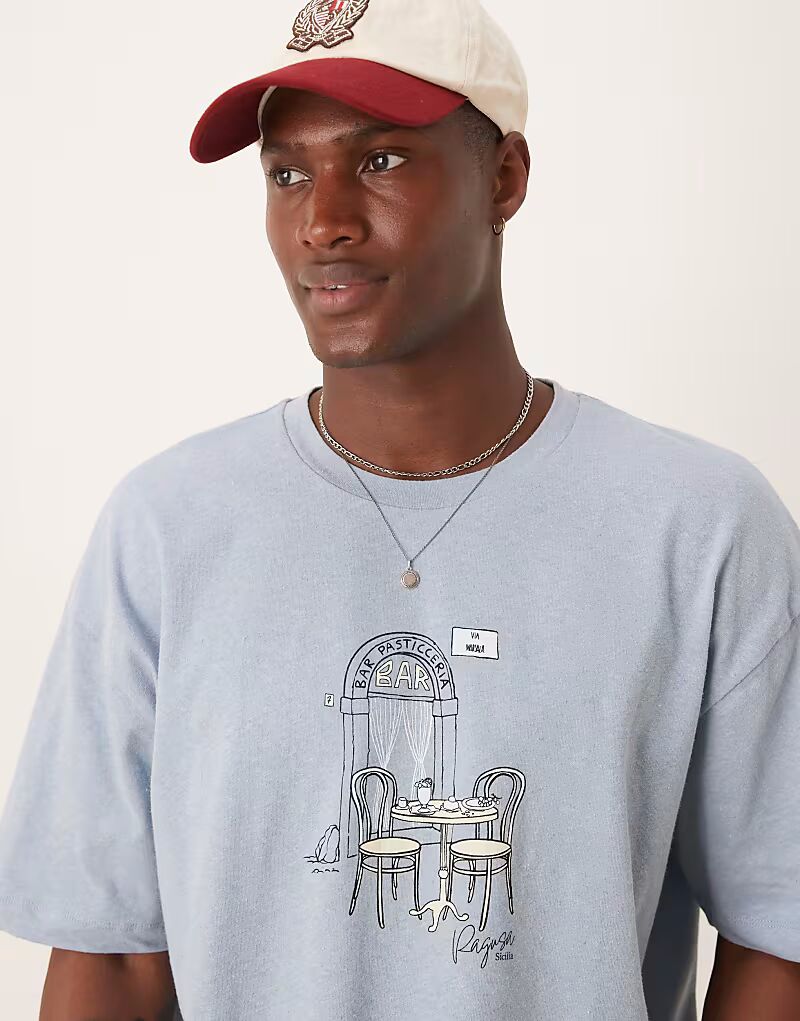 

Футболка свободного кроя ASOS DESIGN из льняной смеси с принтом кафе светло-голубого цвета