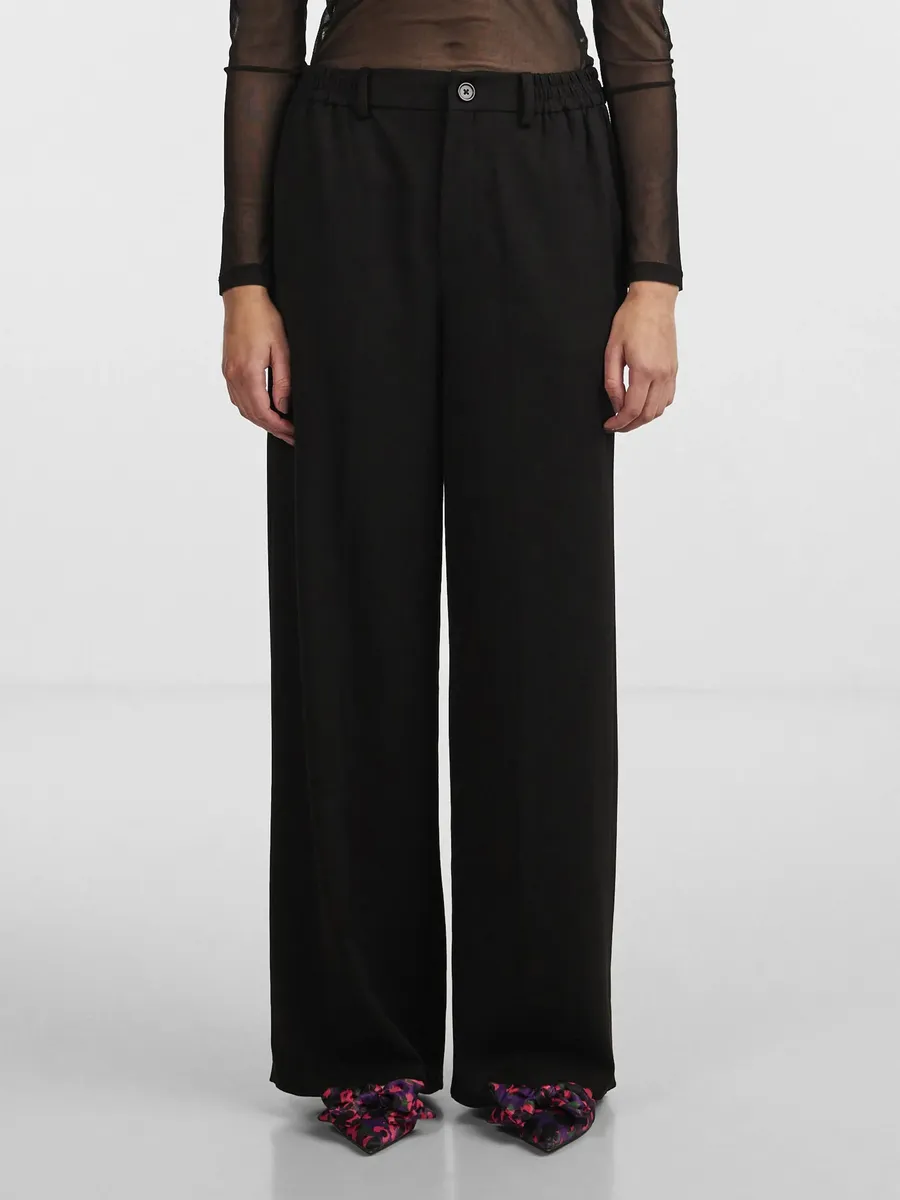 

Костюмные брюки "PCCAMIL HW WIDE PANT NOOS" Pieces, черный