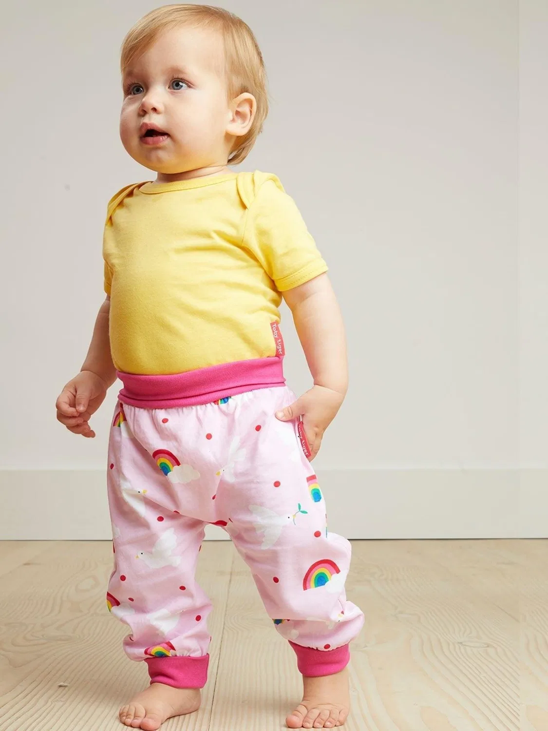 Брюки Regular 'Bio-Baumwoll Baby Pumphose mit Tauben-Druck' Toby Tiger, Light Pink — фото 3