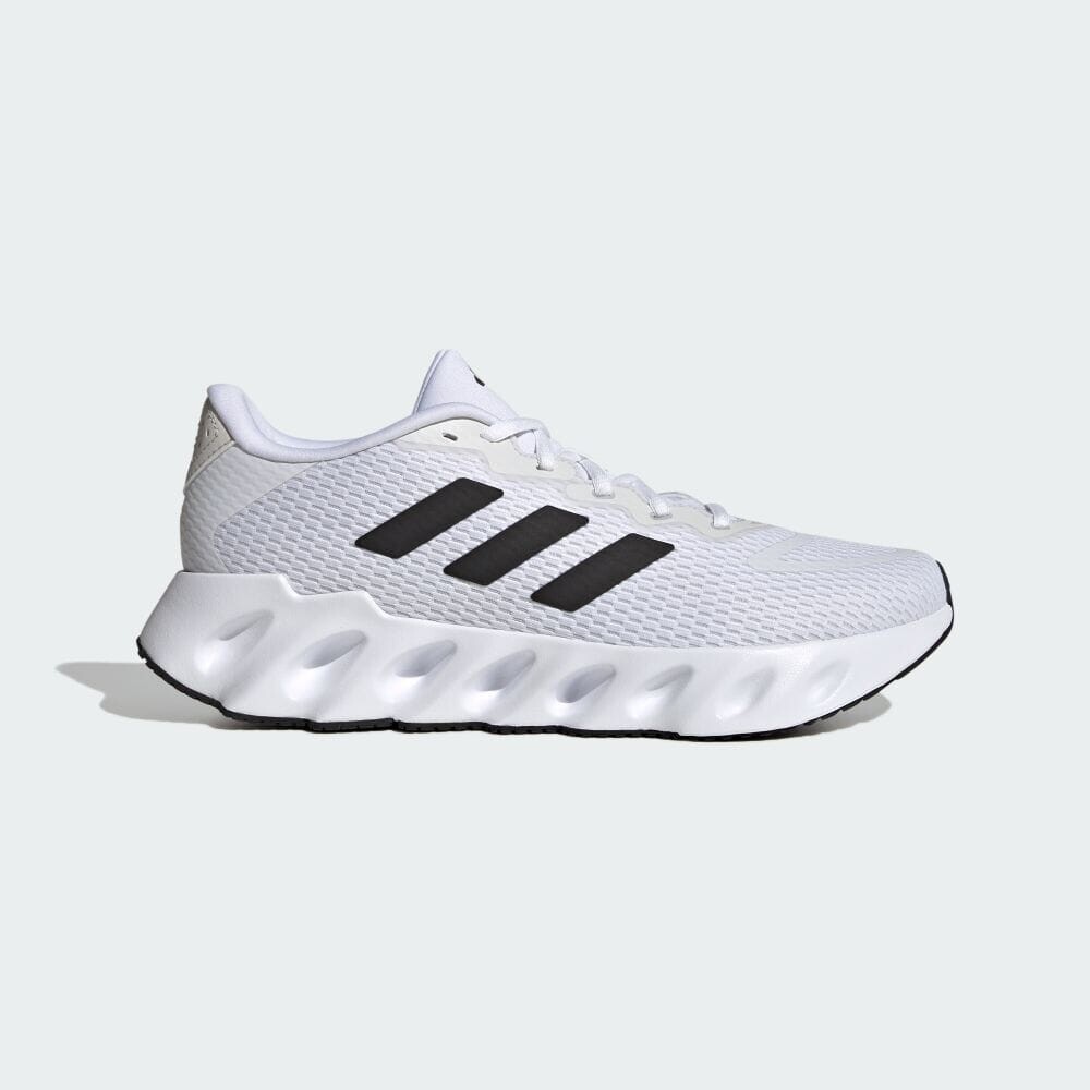 

Кроссовки Adidas SWITCH RUN, цвет White/Black/Halo Silver