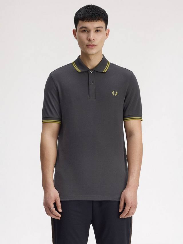

Поло Fred Perry