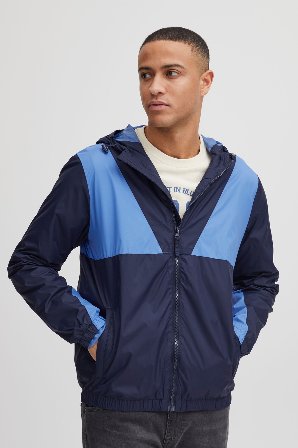 

Куртка BLEND Regenjacke BHOuterwear 20715502, синий