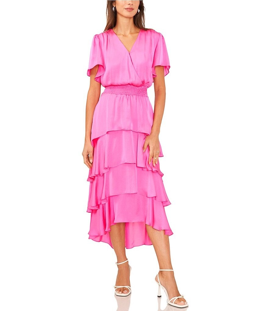 

Vince Camuto Surplice Многоуровневое платье-миди трапециевидной формы с короткими развевающимися рукавами и присборенной талией, розовый