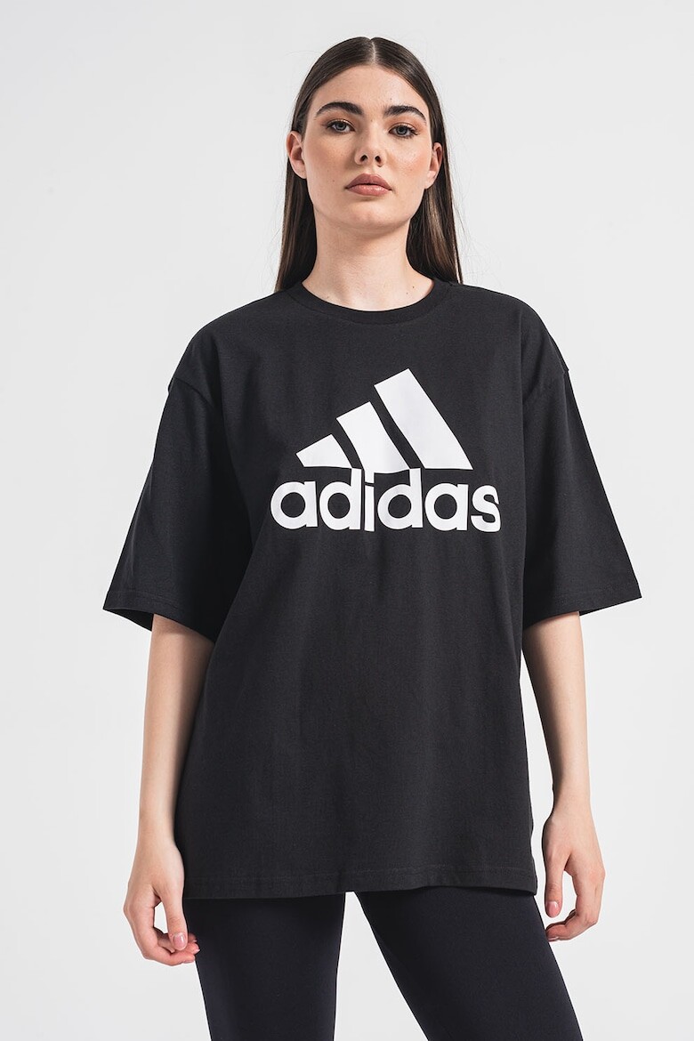 

Футболка Essentials в стиле оверсайз с логотипом Adidas Sportswear, черный