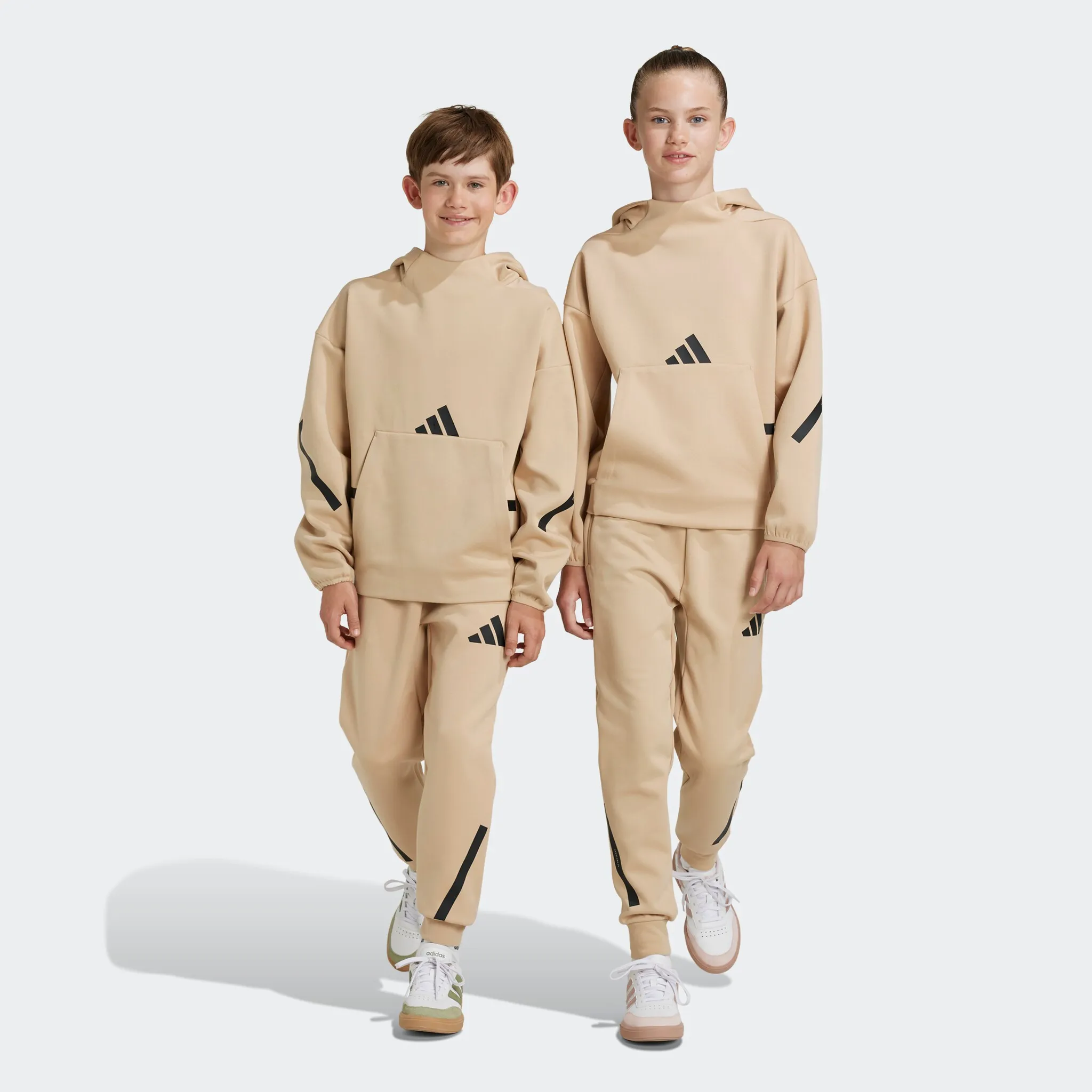 

Спортивные брюки adidas Sportswear «J Z.N.E. ПТ», (1 шт.), цвет Magic Beige / Black