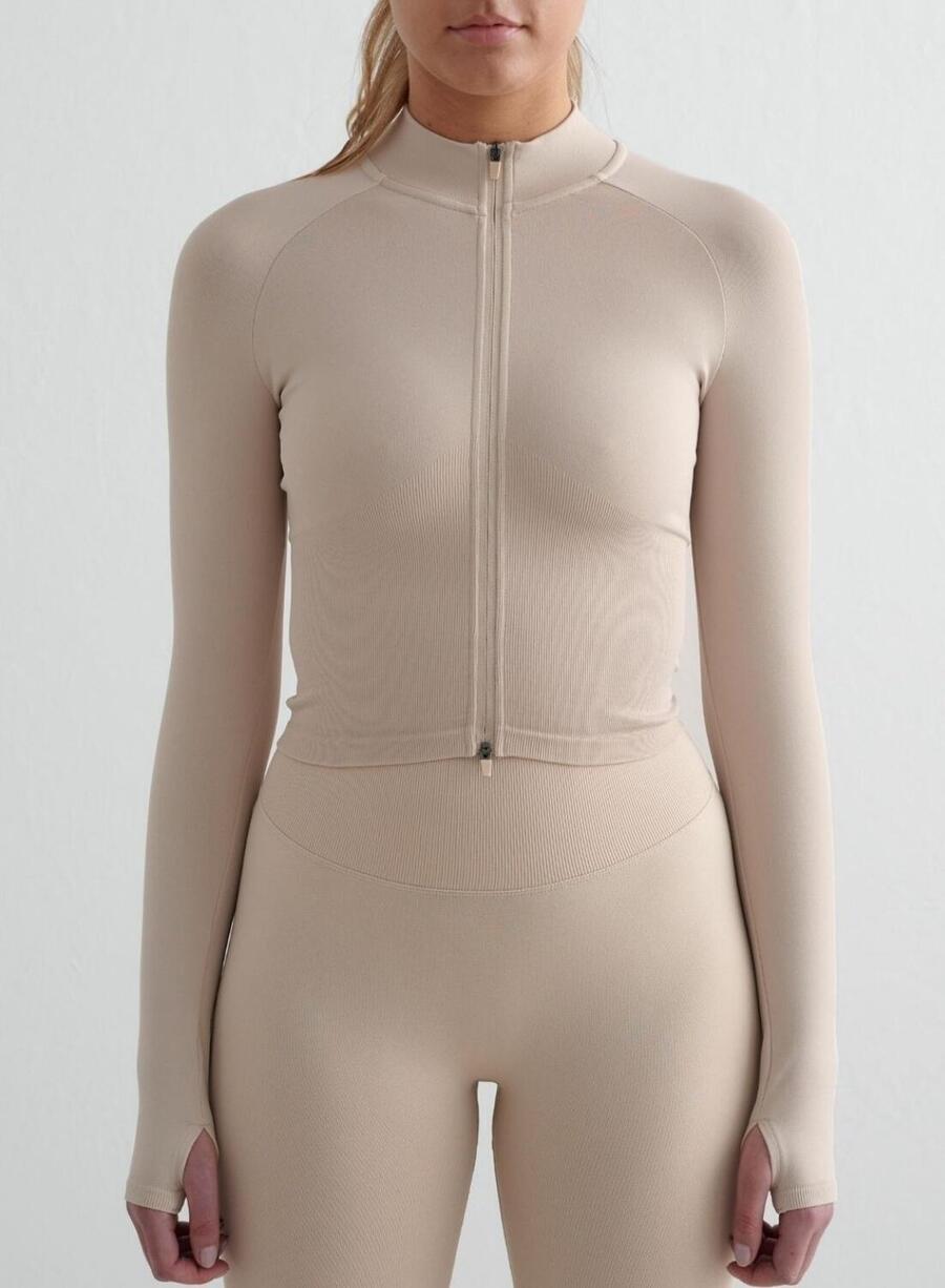 

AIM'N Женская беговая куртка с застежкой-молнией, бесшовная, дышащая, светло-бежевого цвета