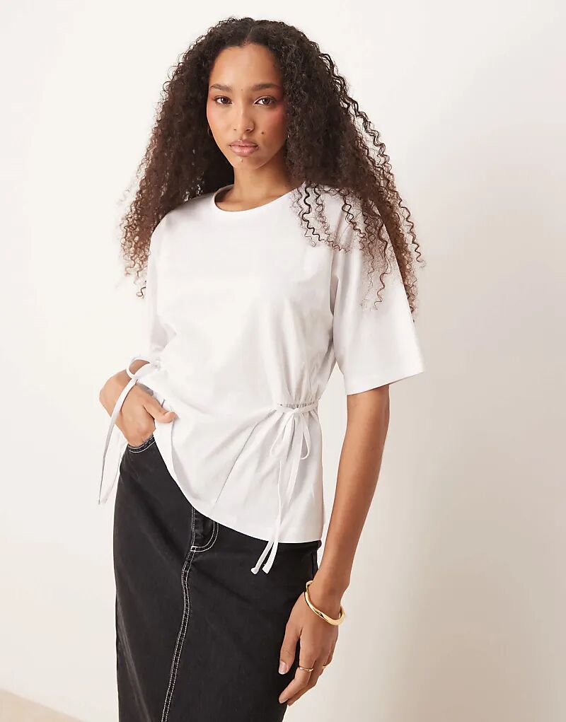 

Футболка свободного кроя ASOS DESIGN белого цвета с завязкой