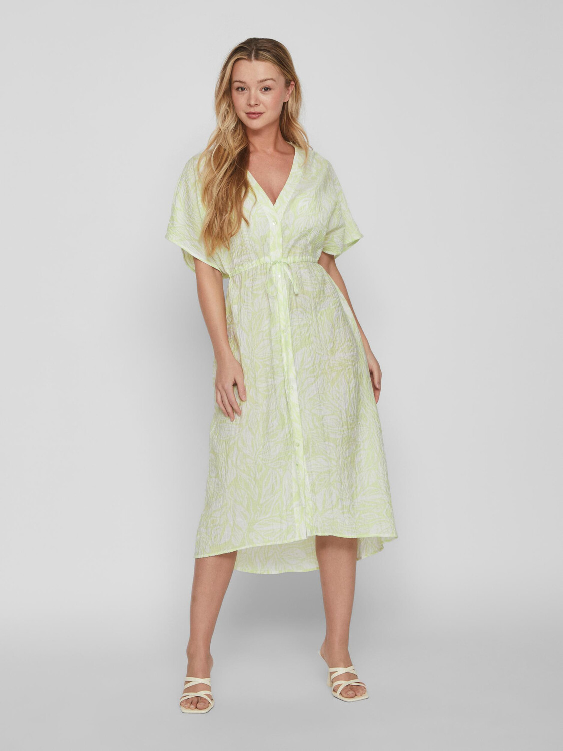 

Платье Vila Lockeres Blusen mit Knopfleiste Crepe Midi Dress VILIMIA, зеленый