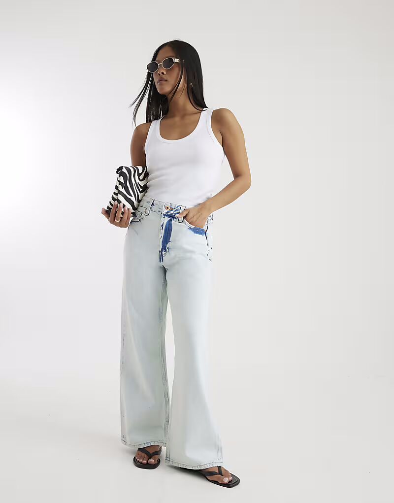 

Джинсы River Island Petite Petite свободного покроя прямого кроя из денима - светлые