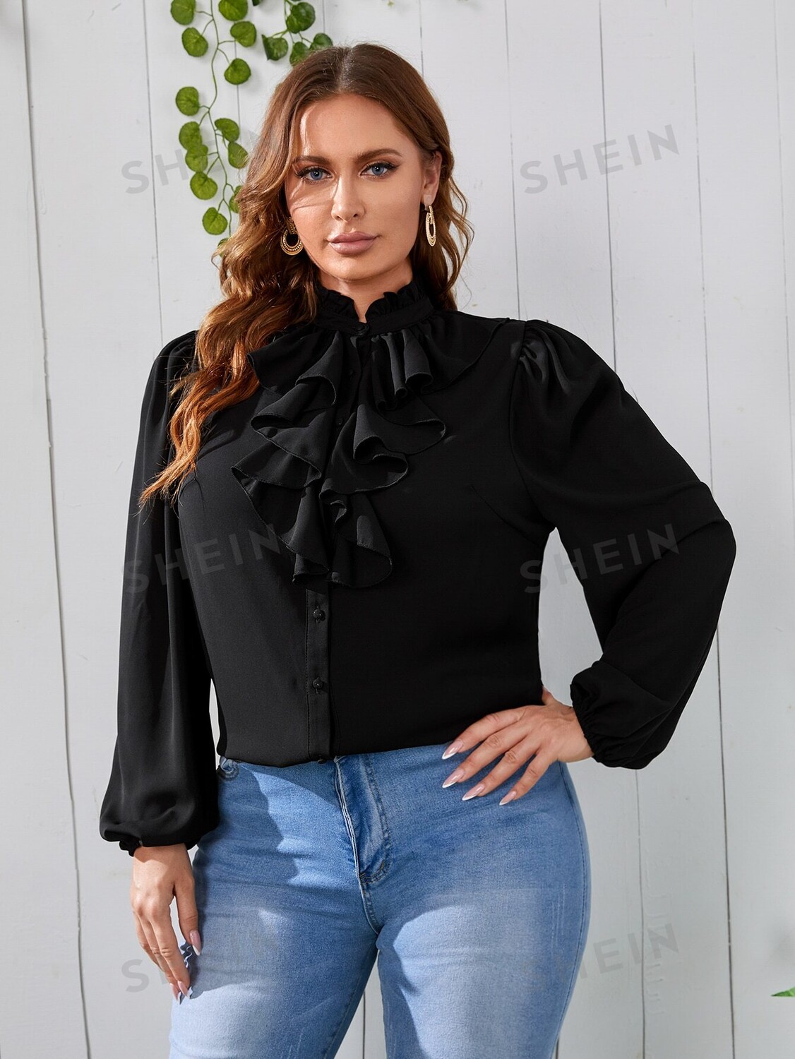 

Mulvari Блузка больших размеров с рюшами и рукавами-фонариками Shein, черный