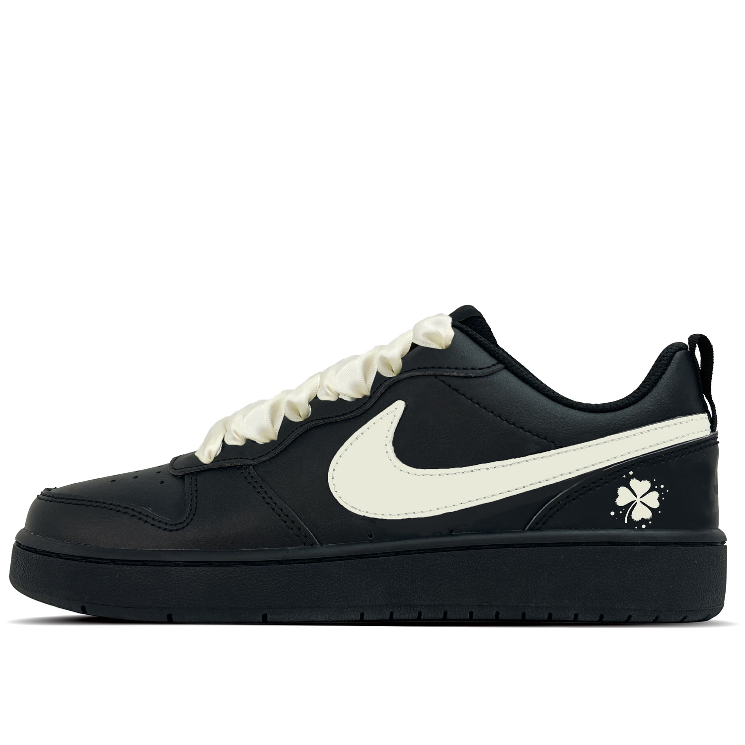 

Court Borough Lucky Clover Slip Resistant Abrasion Resistant Low top детские скейтбордистские кроссовки Nike, айвори