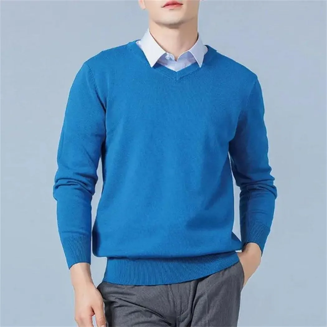 Мужской свитер V-образным вырезом Slim Fit из шерсти — фото 3