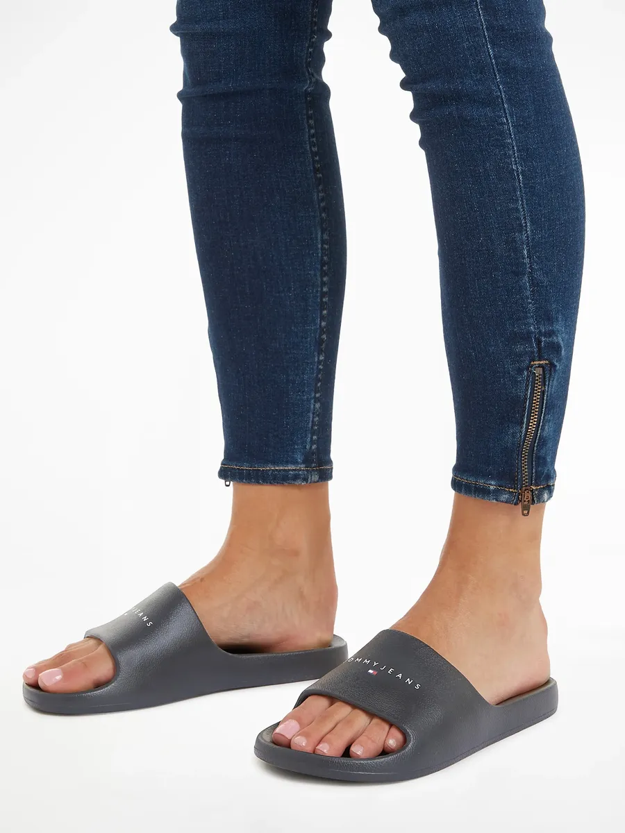 Мюли Tommy Jeans "TJW PRINTED PU POOL SLIDE", платформа, летняя обувь, тапочки с надписью логотипа на повязке, черный — фото 3
