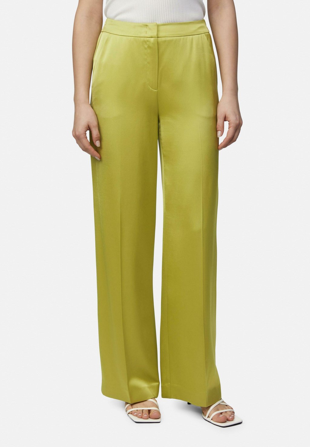 

Брюки FLIESSENDE WIDE-LEG-AUS IM RELAXED FIT comma, светло-зеленый