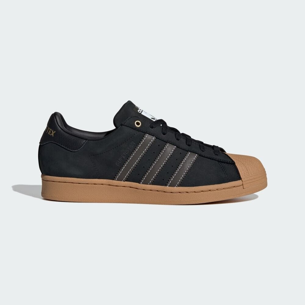 

Кроссовки Adidas SUPERSTAR GORE-TEX, цвет Black/Gum/Shadow Olive