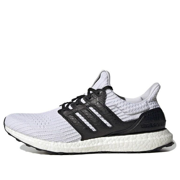 

Кроссовки ультрабуст днк Adidas, белый