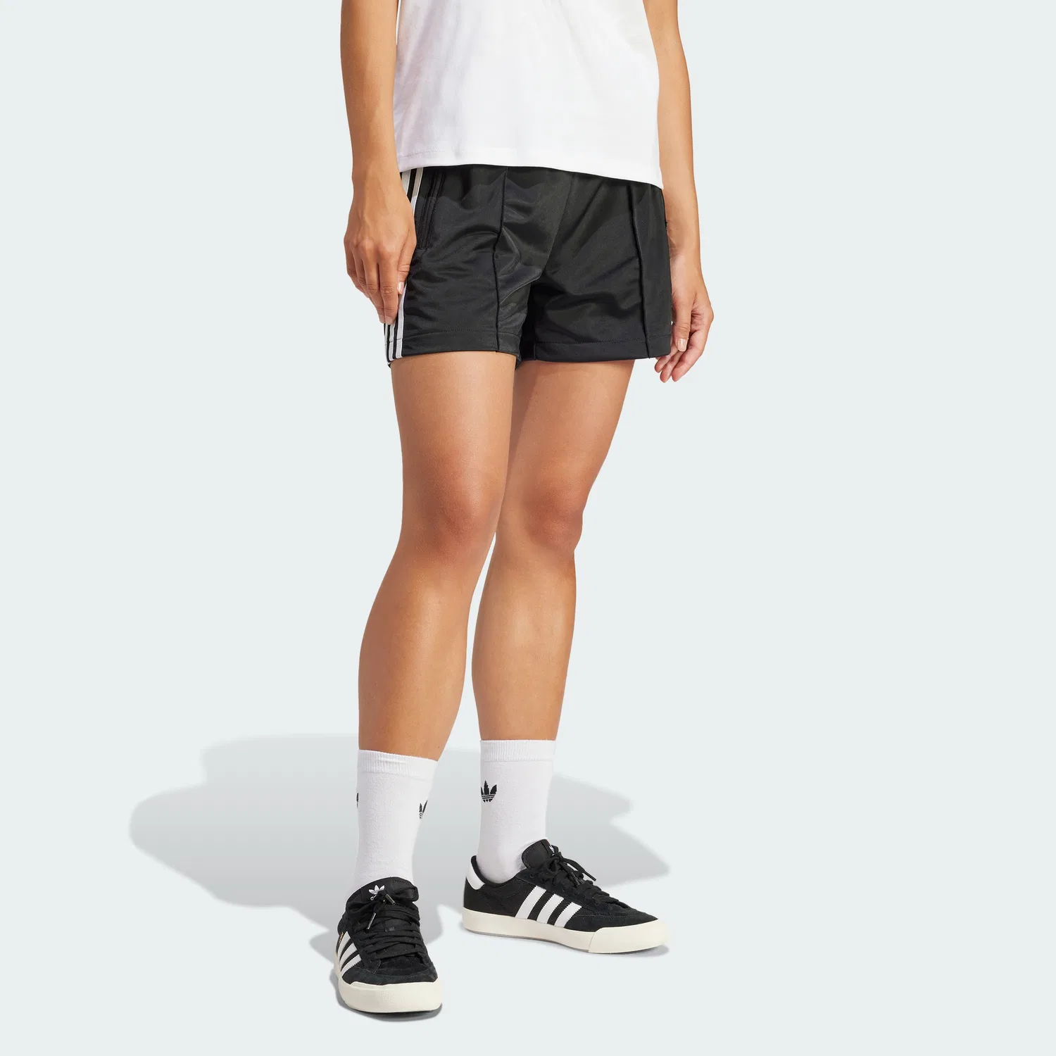 Мужские чёрные шорты Firebird от Adidas — фото 3