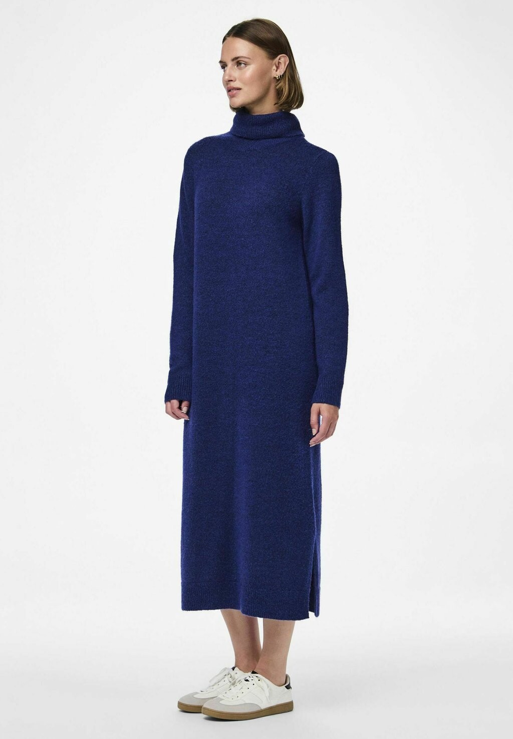 

Платье-джемпер JULIANA ROLLNECK Pieces, синий