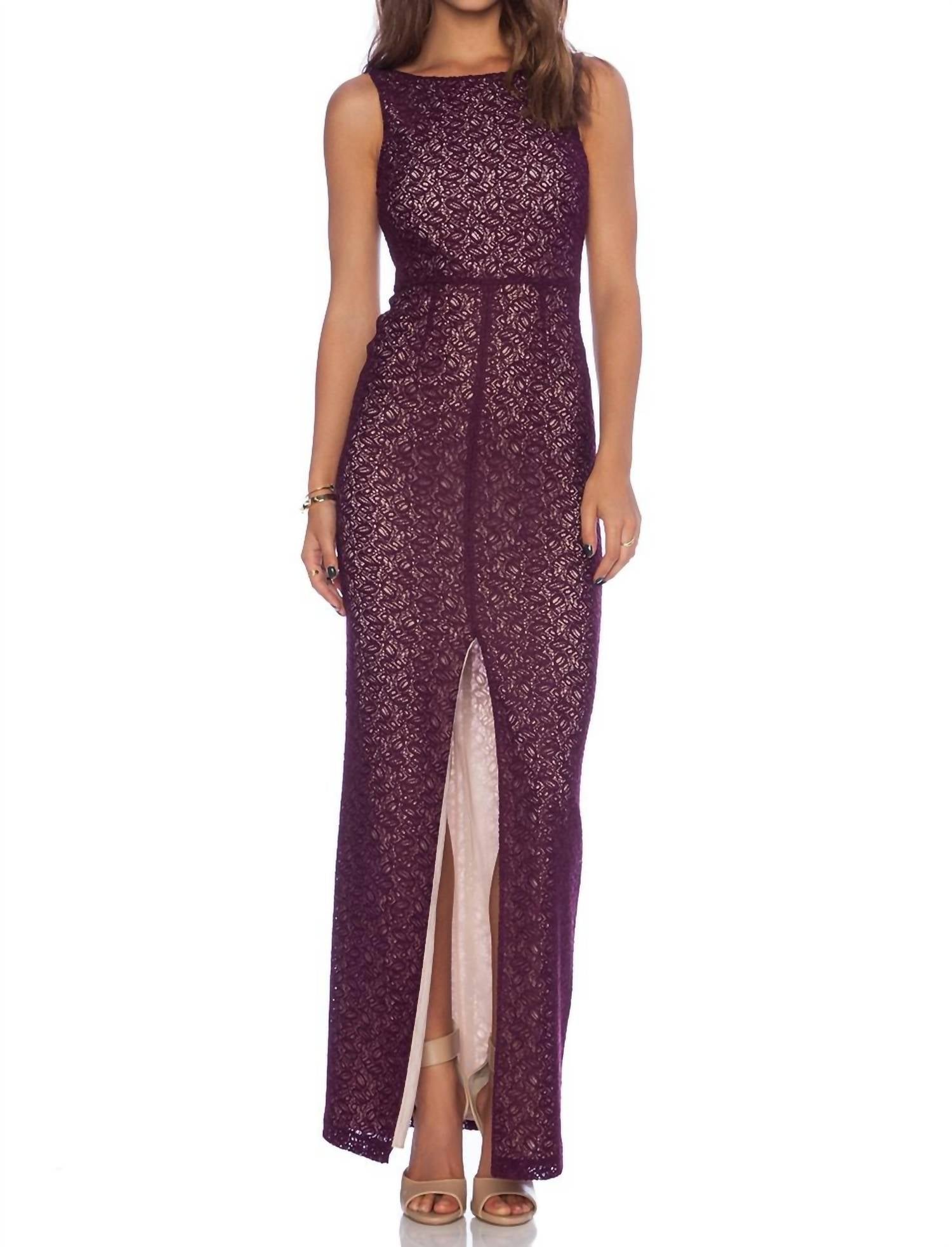 

Длинное кружевное платье-русалка Gemma в Kir Royale alice + olivia