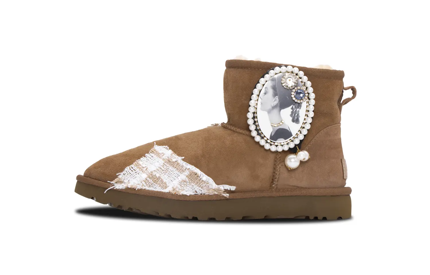 

Ботинки UGG CLASSIC MINI Snow Boots Women's Chestnut