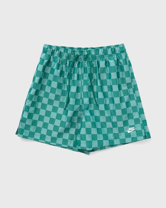 

Шорты Nike Club Flow Shorts, цвет malachite/white