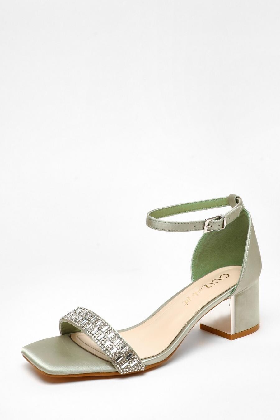 

Широкие босоножки из атласа Sage Diamante на низком каблуке QUIZ Clothing