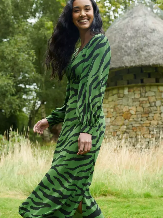 

Платье Ro&Zo Zebra Print Bias Cut Midi, цвет green/black