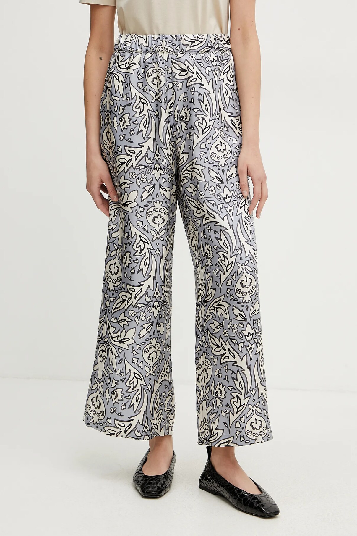 

Шелковые брюки Weekend Max Mara, синий