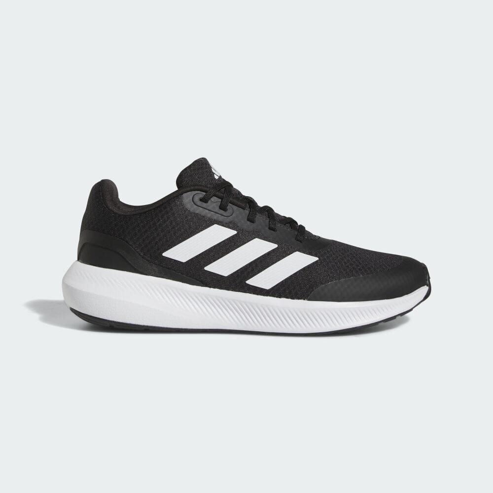 

Кроссовки Adidas HP5845, черный