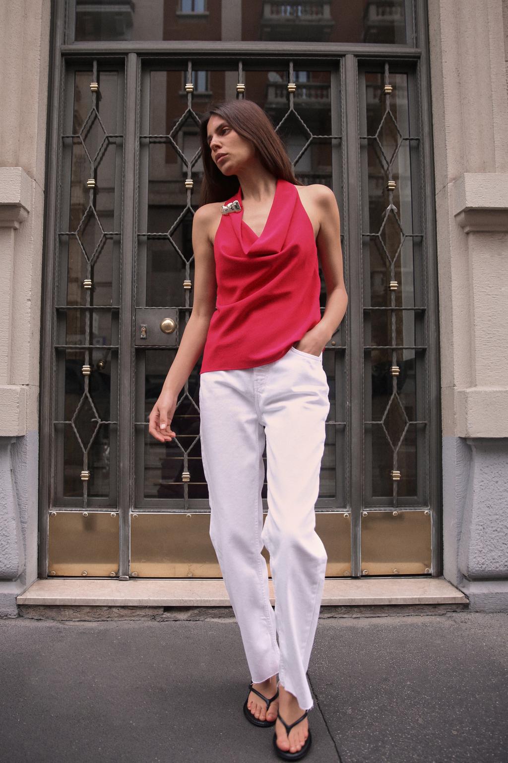 

Топ с золотой аппликацией ZARA, цвет Fuchsia