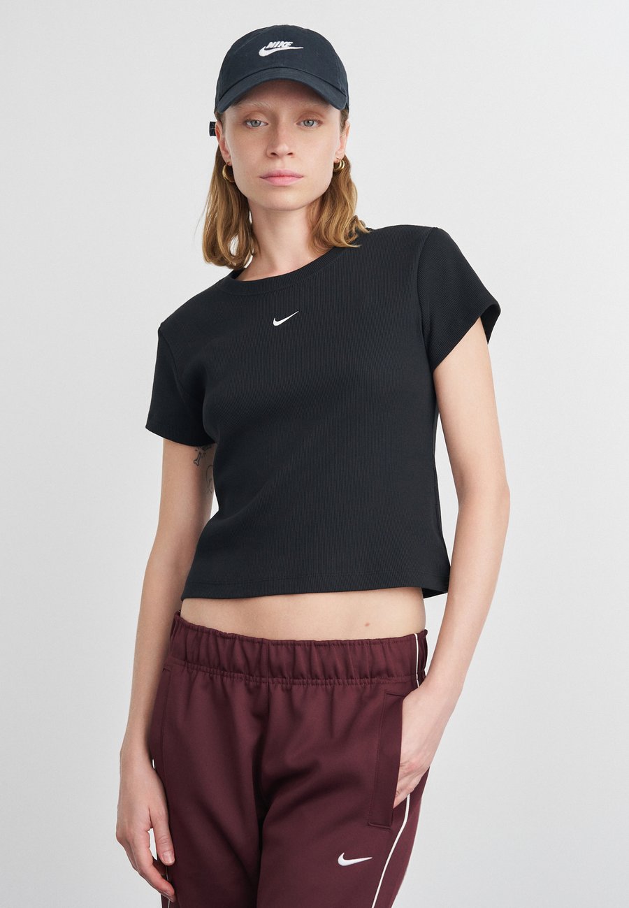 

Футболка Nike Sportswear TEE, Black