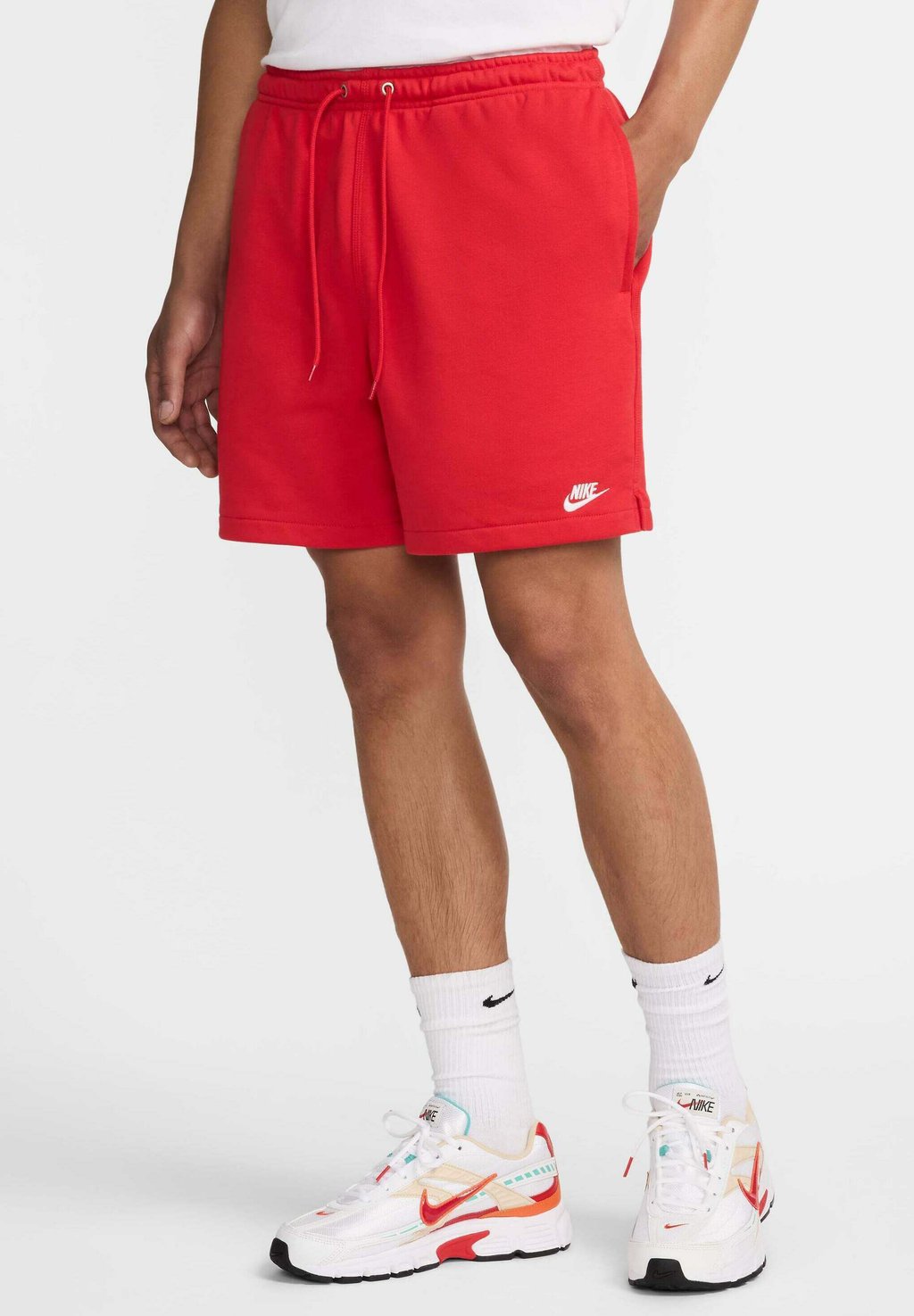 

Шорты CLUB FLOW Nike Sportswear, красный