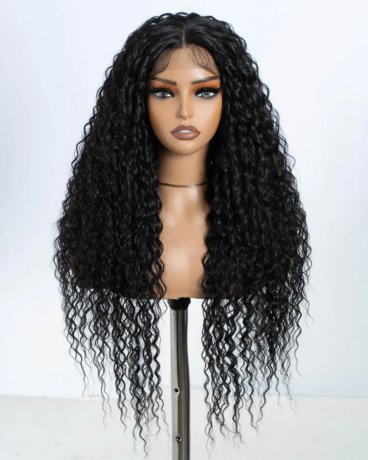 Синтетический кудрявый парик STYLE ICON с глубоким пробором Style Icon, 1B