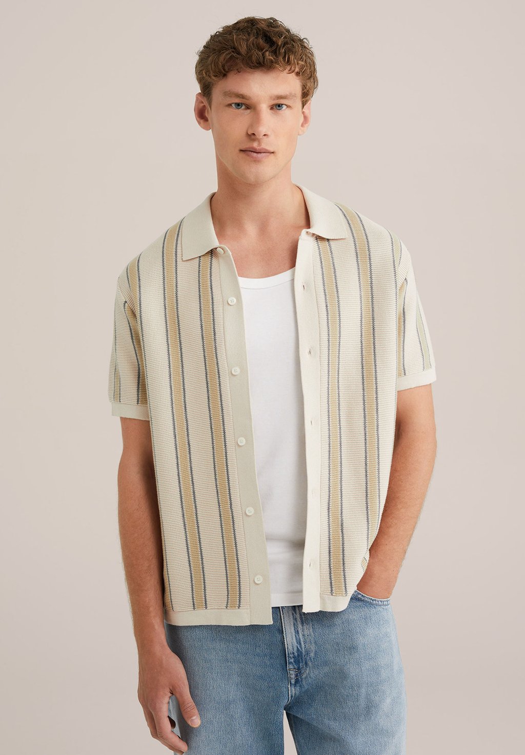 

Рубашка WE Fashion, бежевый