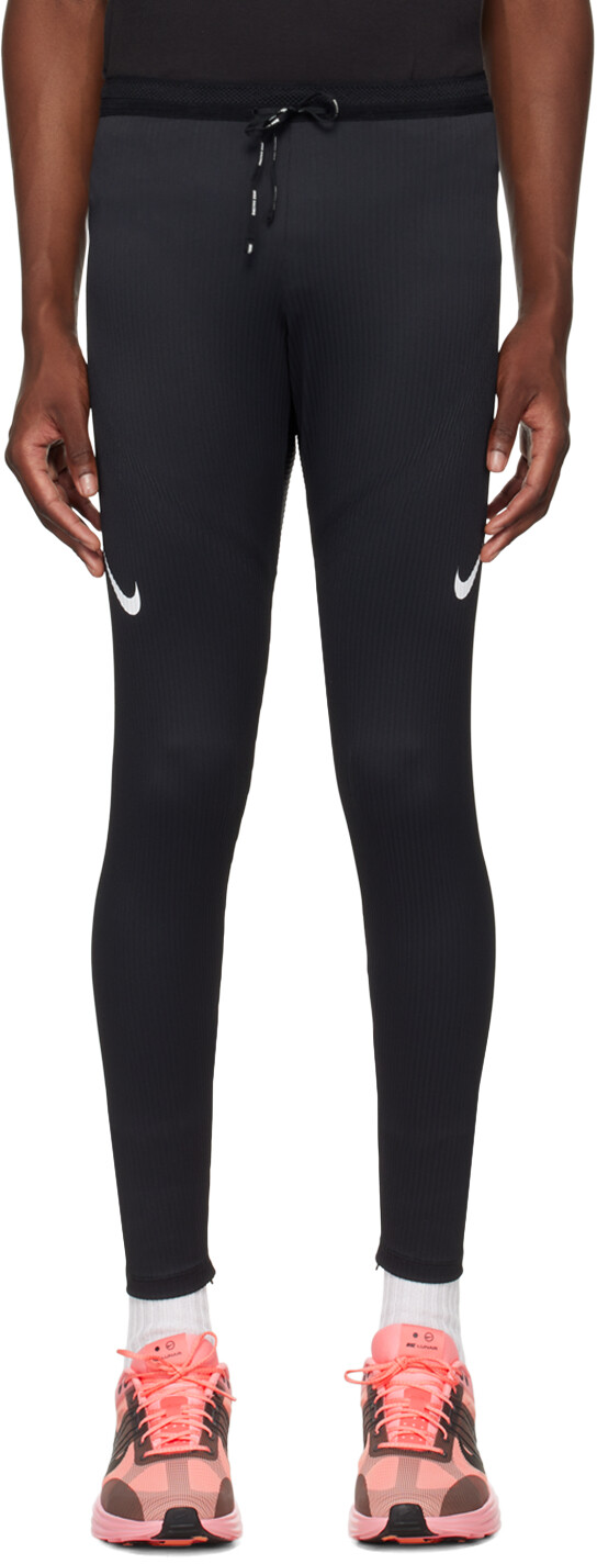 

Легкие черные спортивные штаны Nike