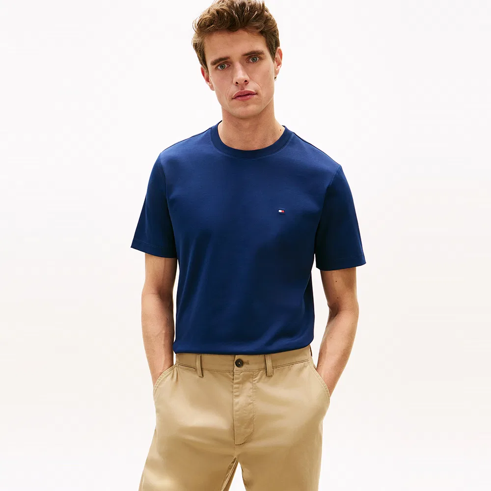 Мужская тёмно-синяя футболка "Luxury Interlock" от Tommy Hilfiger