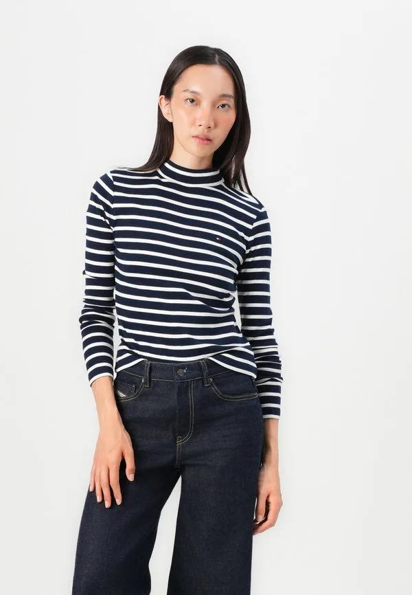Футболка с длинными рукавами приталенного кроя от cody Tommy Hilfiger, Dark Night Navy/Ecru — фото 4