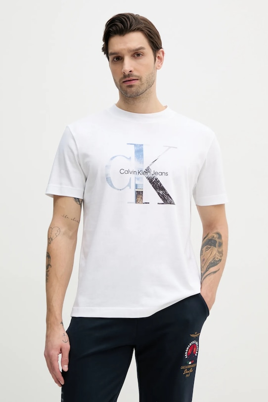 

Хлопковая футболка Calvin Klein Jeans, белый