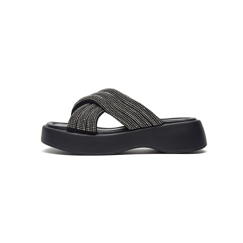 

Шлепанцы и сланцы DAPHNE Slide Slippers Women's