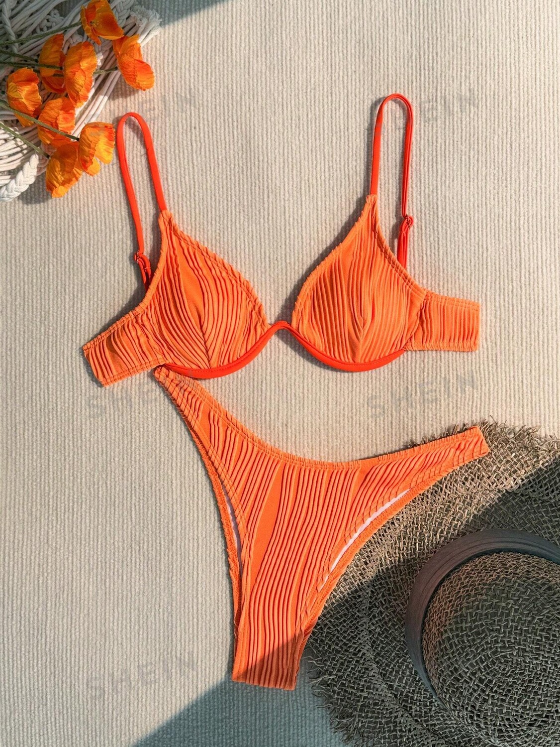 

Купальник раздельный Shein Swim Basics на косточках, оранжевый
