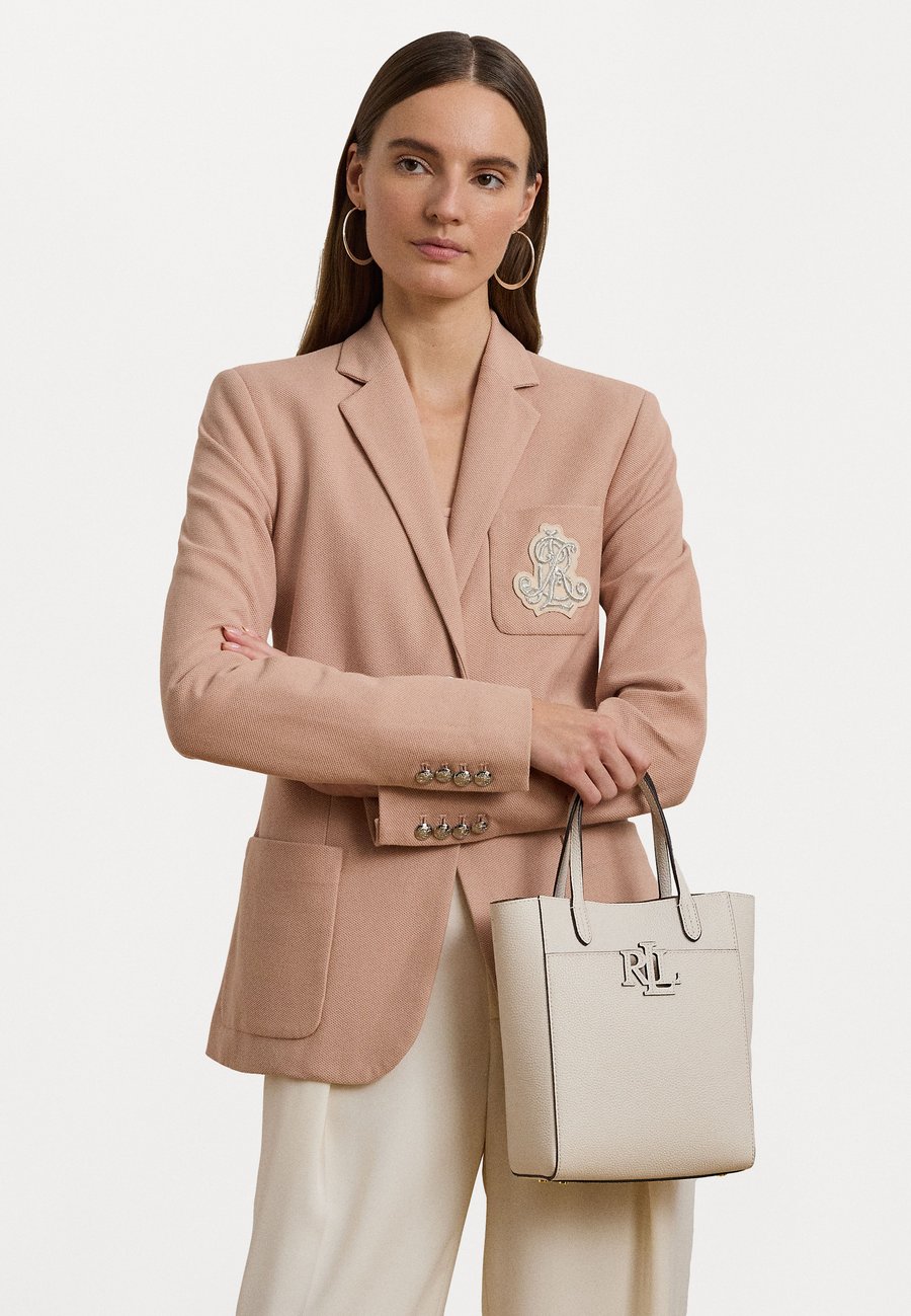 

Сумка Lauren Ralph Lauren PEBBLED LEATHER SMALL CAMERYN TOTE BAG, Soft White/Off-White