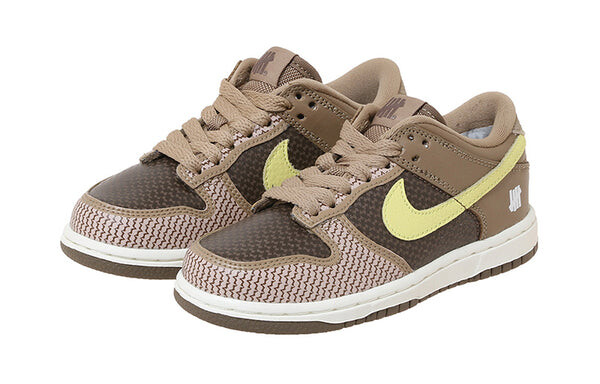Кроссовки x undefeated dunk low sp Nike, коричневый — фото 2