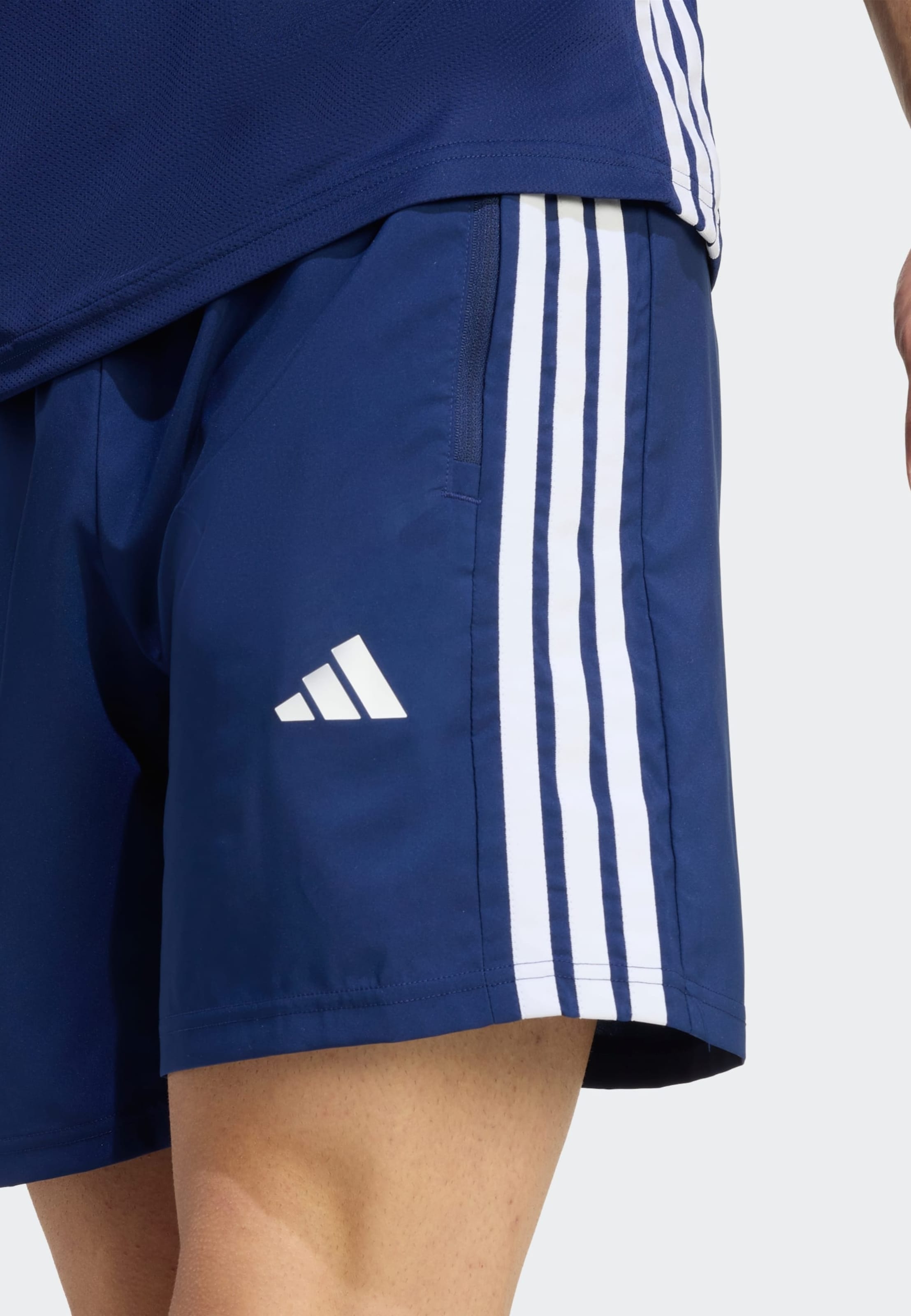 Adidas Performance Шорты для тренировок 'Essentials' в темно-синем цвете — фото 4