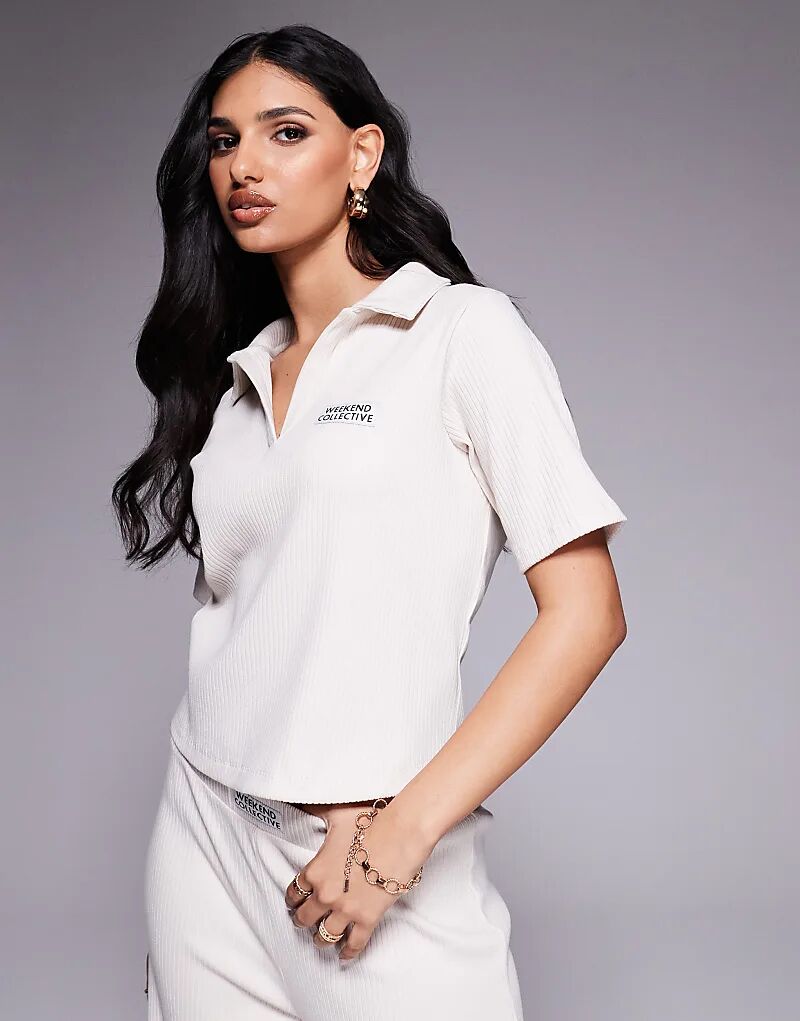 

Футболка Weekend Collective с ребристым воротником белого цвета — часть комплекта Asos Weekend Collective