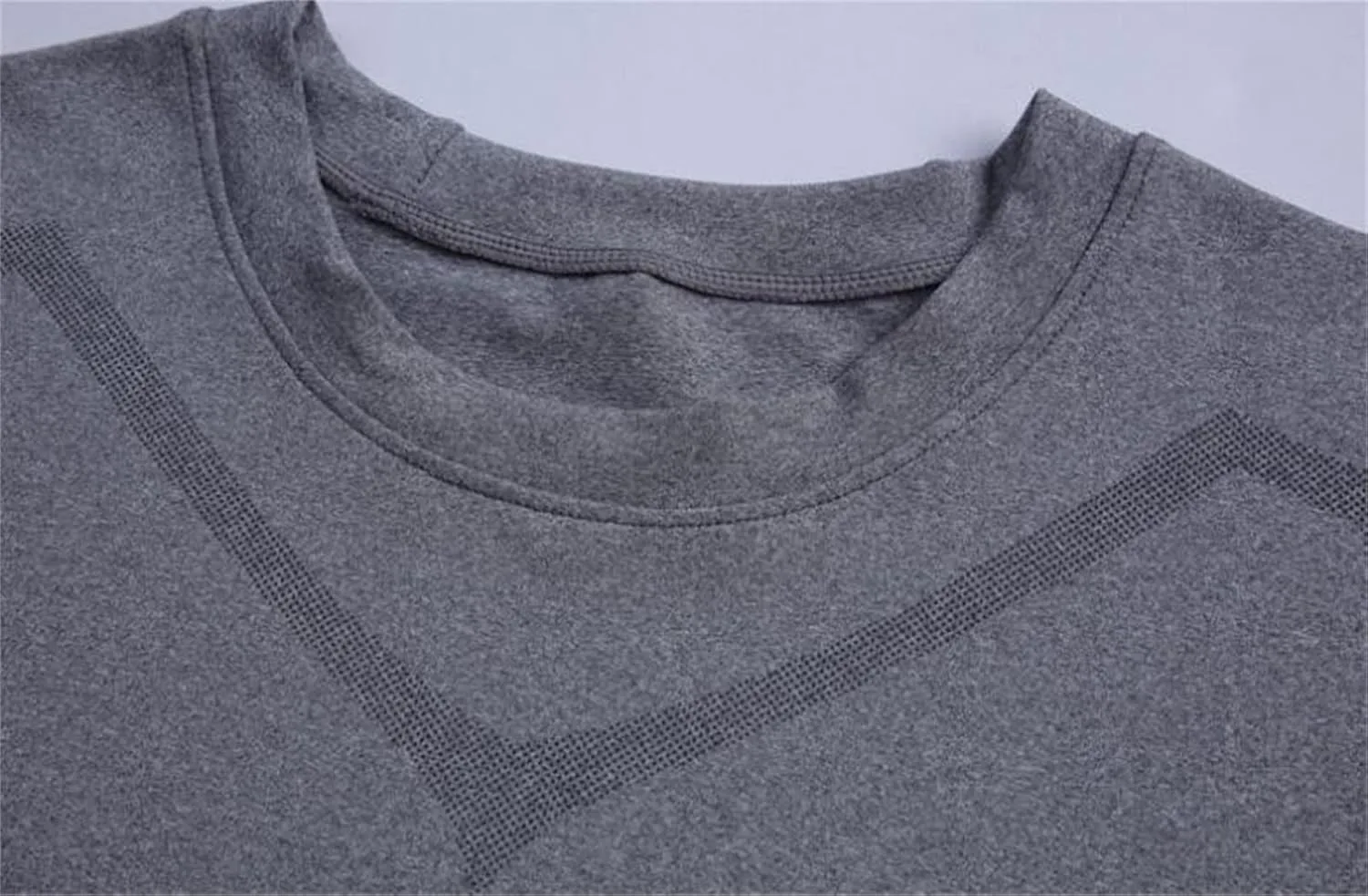Мужская компрессионная футболка с коротким рукавом и круглым вырезом slim fit — фото 3