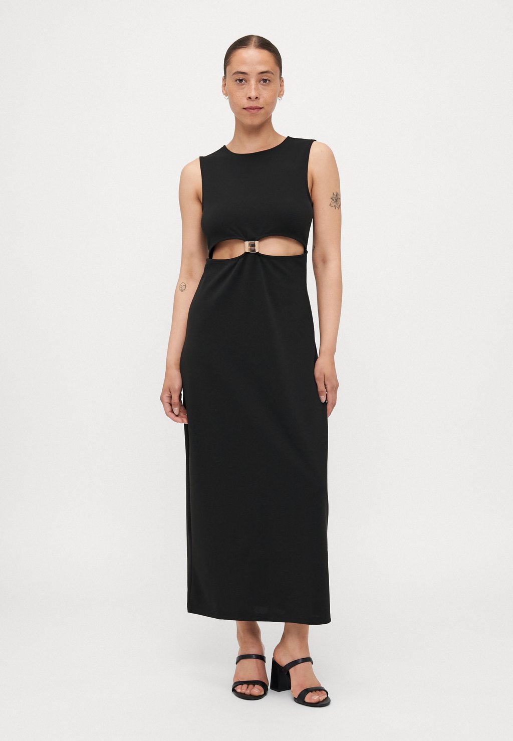 

Платье из джерси VMALLISON ANKLE DRESS - Occasion wear Vero Moda Petite, черный