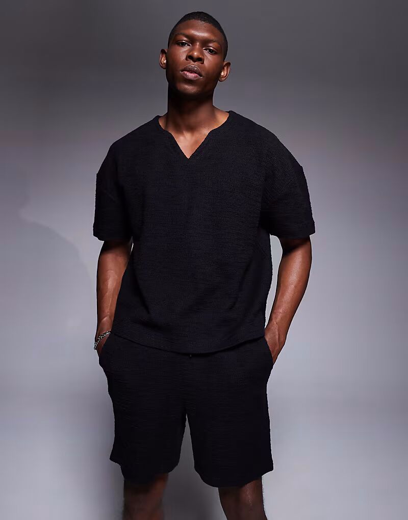 

Футболка свободного кроя свободного кроя черного цвета Asos Design