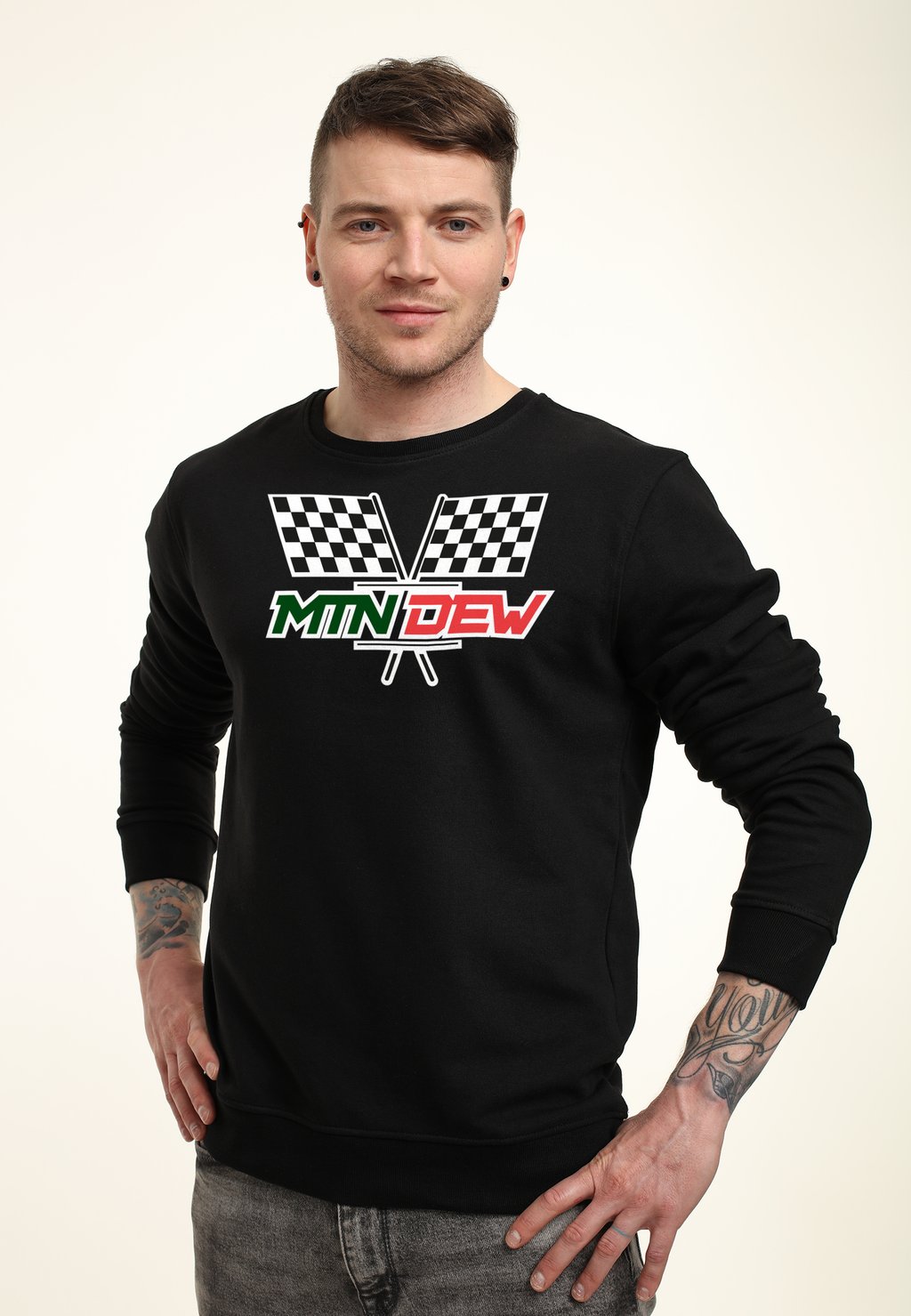 

Толстовка MOUNTAIN DEW RACING FLAGS Henry Tiger, черный