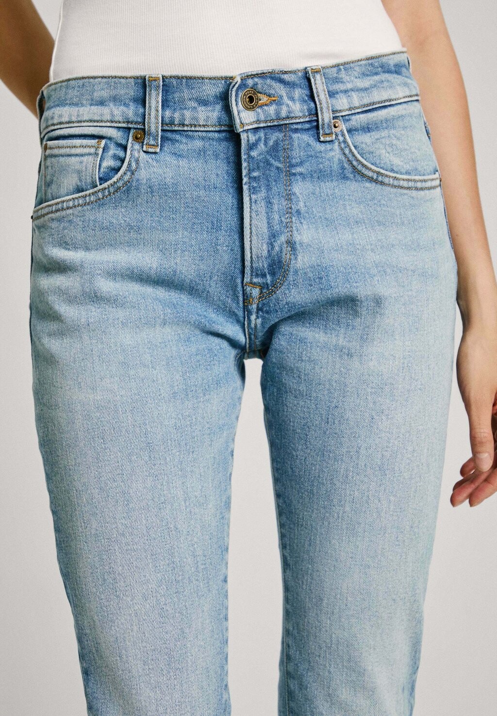 

Джинсы облегающего кроя Pepe Jeans, синий деним
