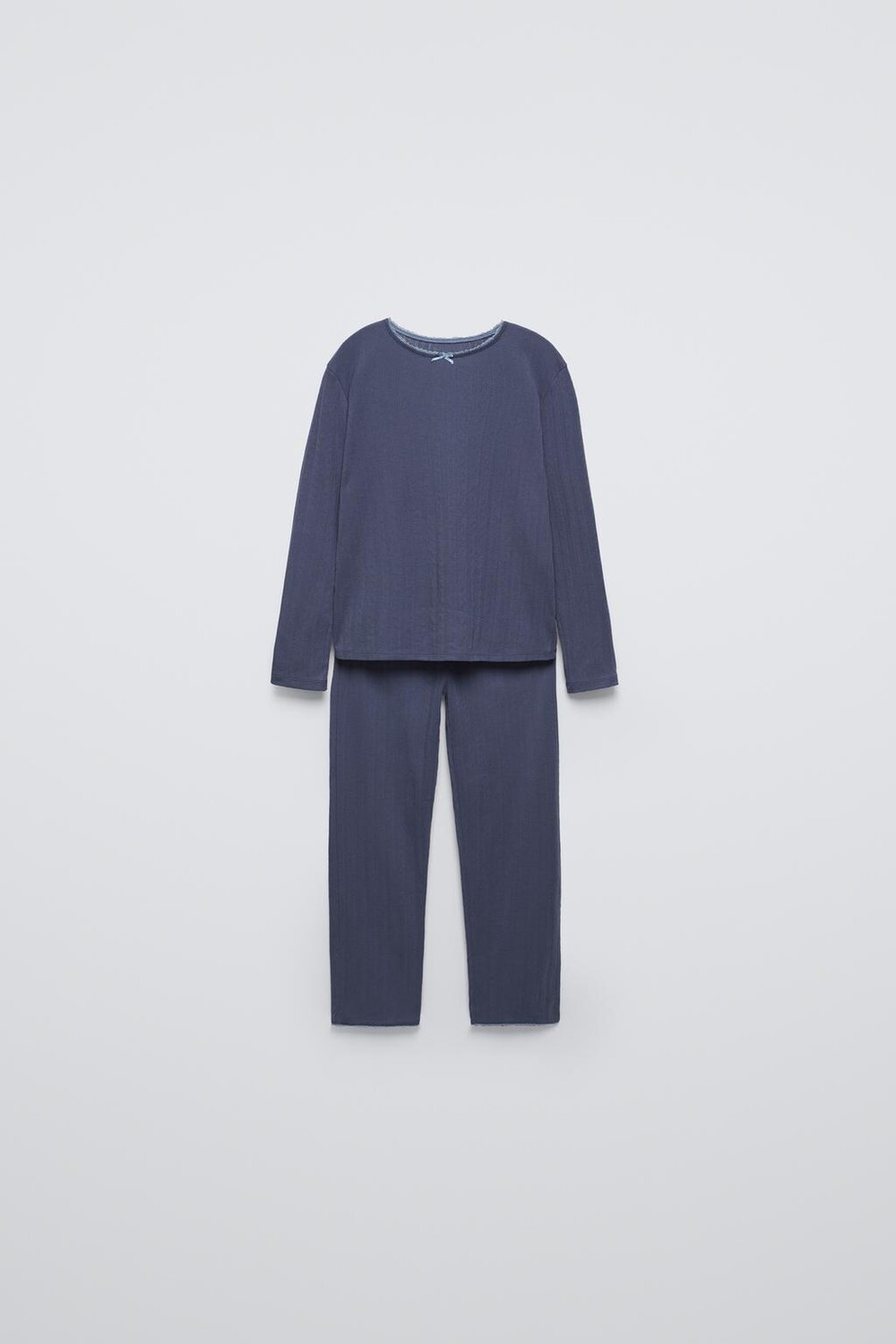 

Возраст 2-6 лет/однотонная пижама с пуантелем ZARA, синий